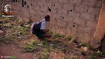 Pengembaraan Seorang Gadis Sekolah Tinggi Afrika Muda Dalam Dunia Pornografi