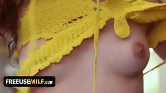 Мајка И Пасторка Имају Тројку Са Полубратом У Видеу Високе Дефиниције.